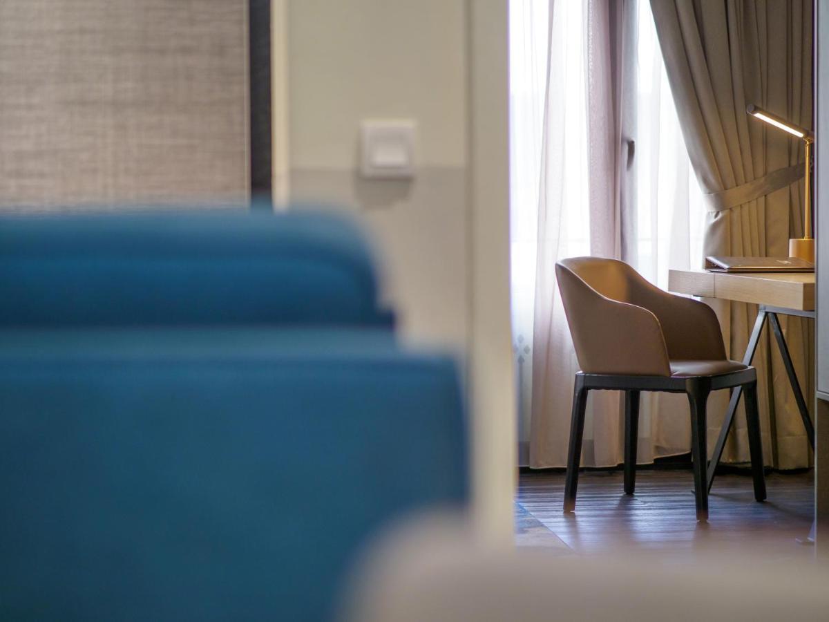 บาฮารี พาเหรดโฮเต็ล บาย พีเอชซี Hotel จอร์จทาวน์ ภายนอก รูปภาพ